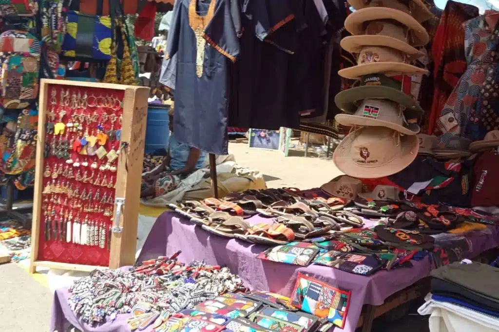 Where Is Maasai Market In Nairobi Kenya 21 Sarit Centre - Nairobi Safari Souvenir Shopping