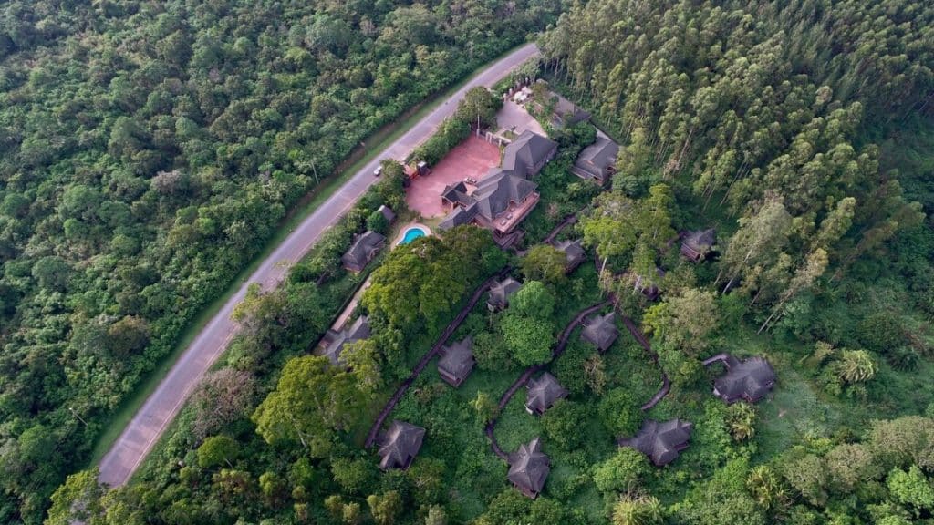 CHIMPUNDU SAFARI LODGE