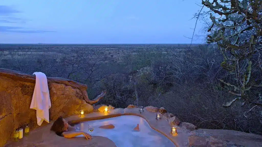 Elsa’s Kopje Camp Lodge