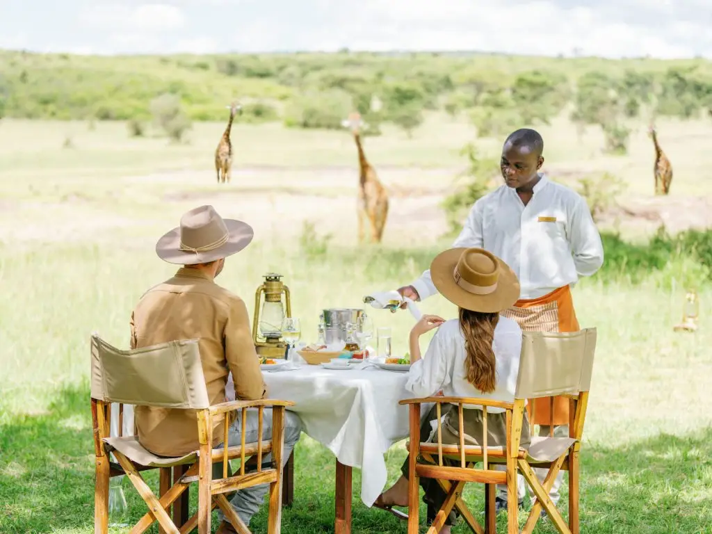 Serengeti Roving Bushtops