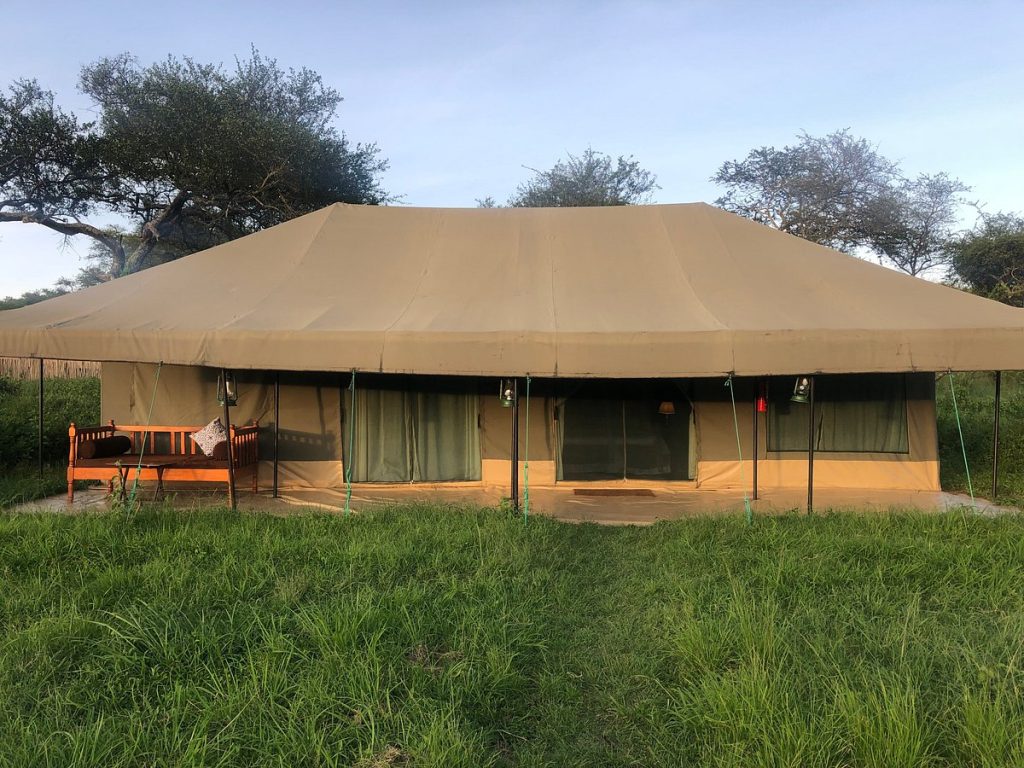 Naona Moru Tented Camp