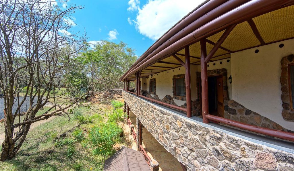 Kilaguni Serena Safari Lodge