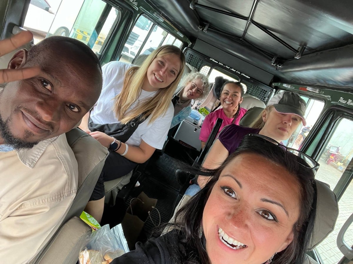 Private Safari Vs Group Safari: Which One Is Right For You? 4 Guests in Masai Mara - Cheetah Safaris